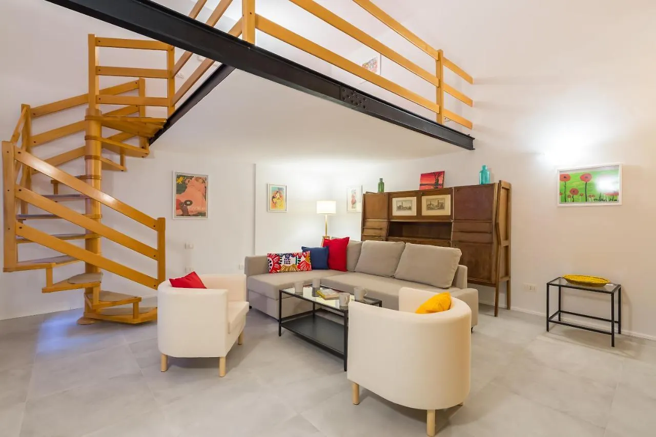 Casana On Christmas Alley By Napoliapartments Italie